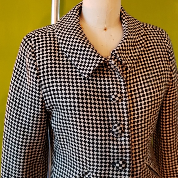 Agnes B Black and Cream Houndstooth Wool Jacket - Picture 2 of 7